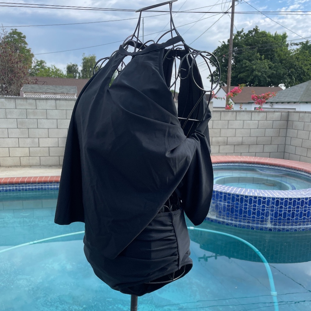 Black 2 piece swim suit NWOT